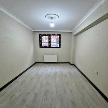 BAHÇEŞEHİR LOKASYONLU SIFIR LÜX 2+1 DAİRE