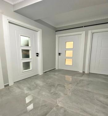 BAHÇEŞEHİRE KOMŞU EMSALSİZ 2+1 SIFIR LÜX DAİRE