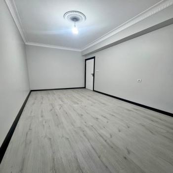 BAHÇEŞEHİR LOKASYONUNDA SATILIK SIFIR 3+1