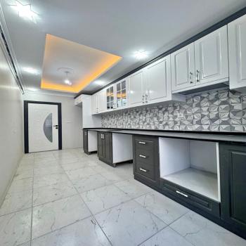 BAHÇEŞEHİR LOKASYONUNDA SATILIK SIFIR 3+1