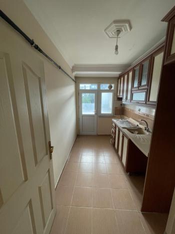 BAHÇEŞEHİR BÖLGESİNE YAKIN TAŞINMAYA HAZIR 2+1