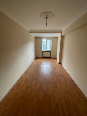 BAHÇEŞEHİR BÖLGESİNE YAKIN TAŞINMAYA HAZIR 2+1