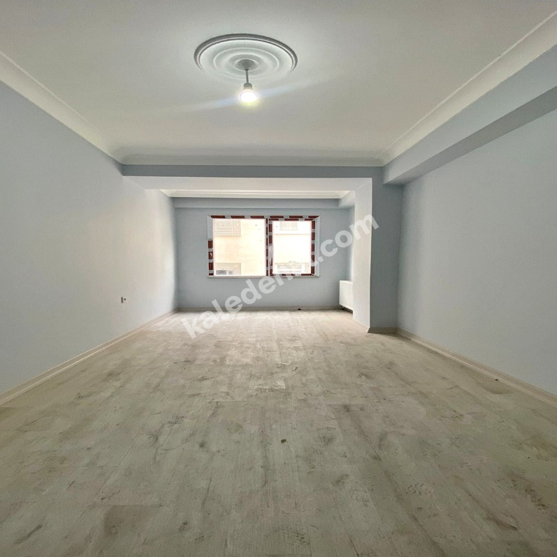 AKBATI AVMYE KOMŞU 3+1 SIFIR LÜX DAİRE