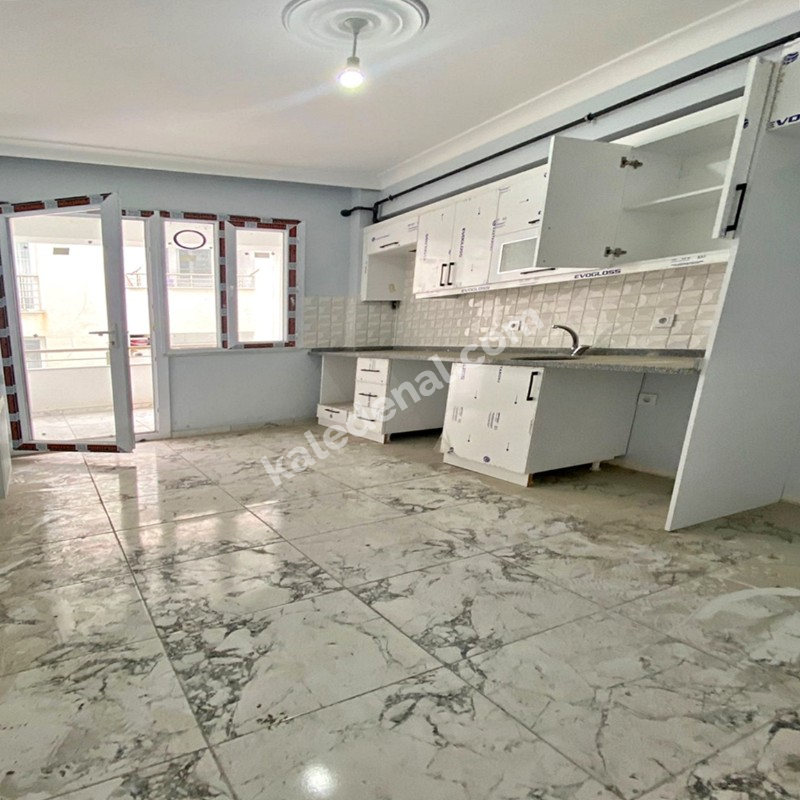 AKBATI AVMYE KOMŞU 3+1 SIFIR LÜX DAİRE