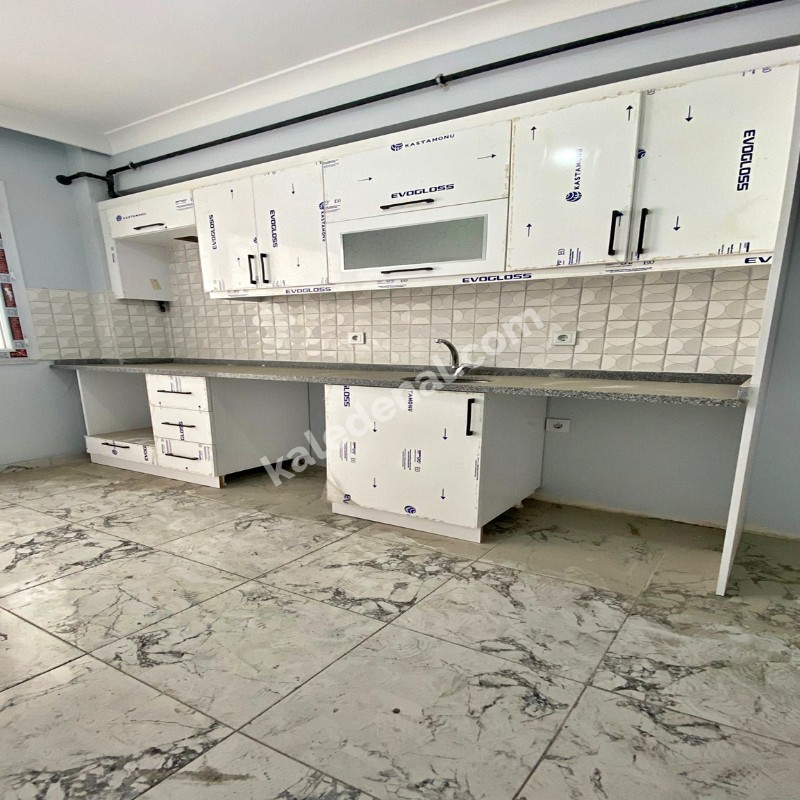 AKBATI AVMYE KOMŞU 3+1 SIFIR LÜX DAİRE