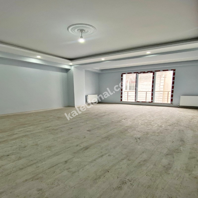 AKBATI AVMYE KOMŞU 3+1 SIFIR LÜX DAİRE