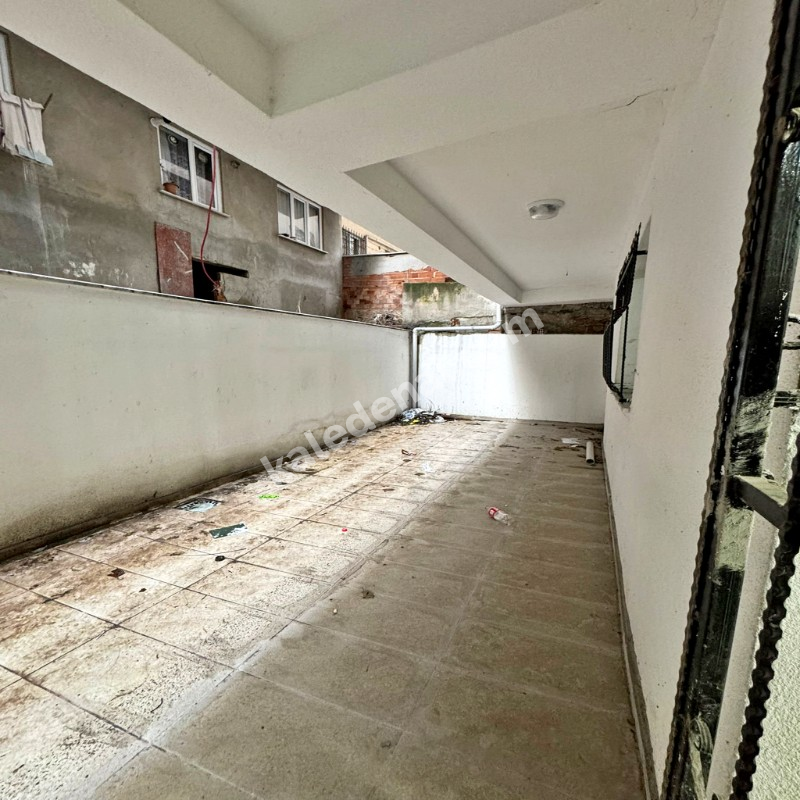 BAHÇEŞEHİR LOKASYONLU SIFIR LÜX 2+1 DAİRE