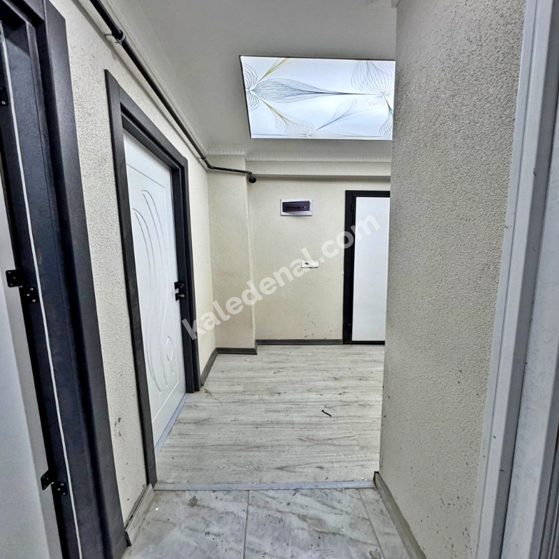 BAHÇEŞEHİR LOKASYONLU SIFIR LÜX 2+1 DAİRE