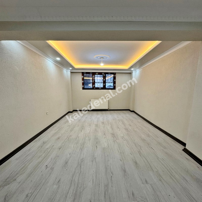 BAHÇEŞEHİR LOKASYONLU SIFIR LÜX 2+1 DAİRE