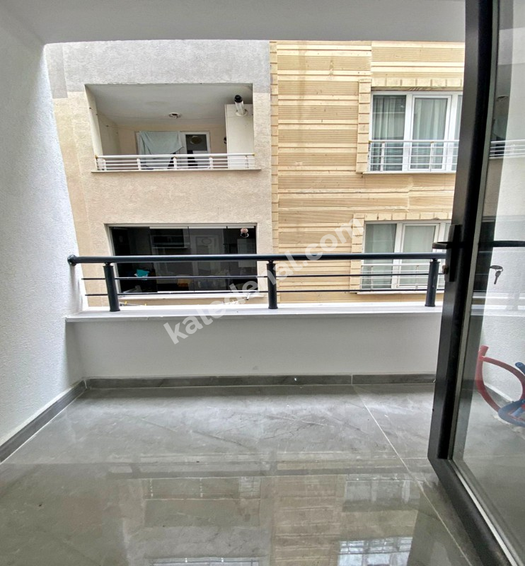 BAHÇEŞEHİRE KOMŞU EMSALSİZ 2+1 SIFIR LÜX DAİRE