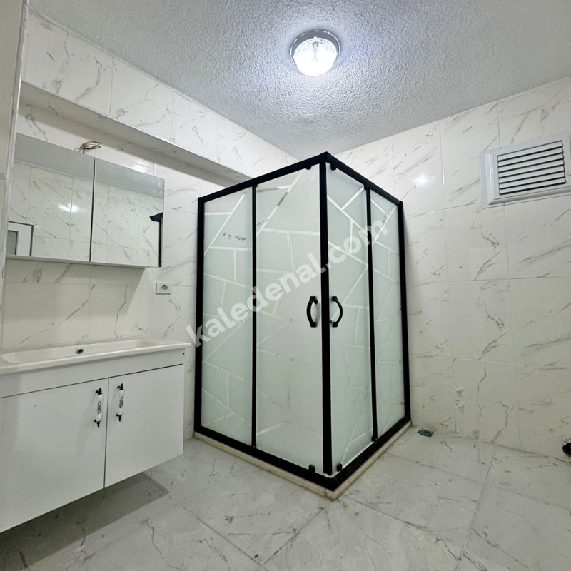 BAHÇEŞEHİR LOKASYONUNDA SATILIK SIFIR 3+1