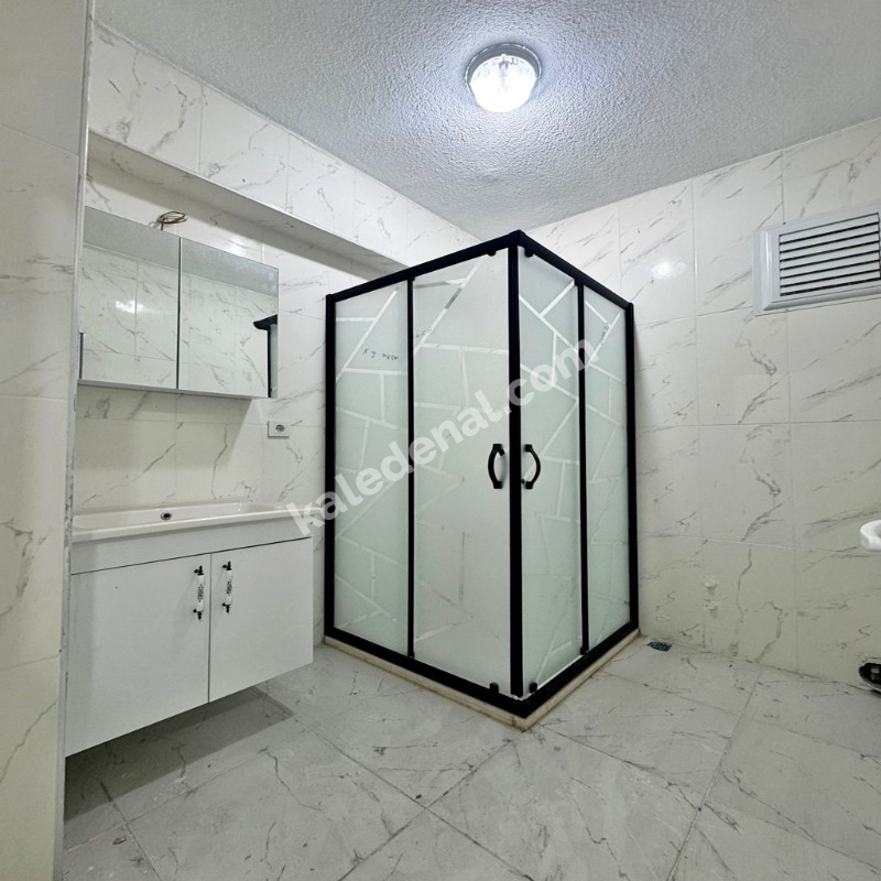 BAHÇEŞEHİR LOKASYONUNDA SATILIK SIFIR 3+1