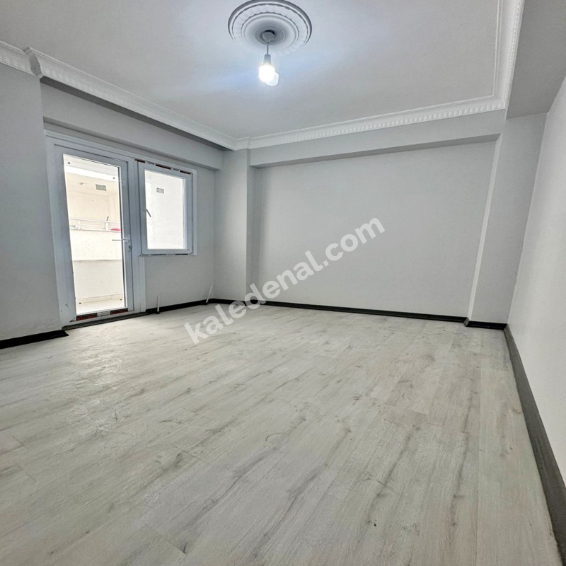 BAHÇEŞEHİR LOKASYONUNDA SATILIK SIFIR 3+1