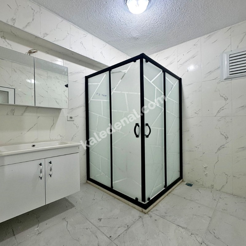 BAHÇEŞEHİR LOKASYONUNDA SATILIK SIFIR 3+1