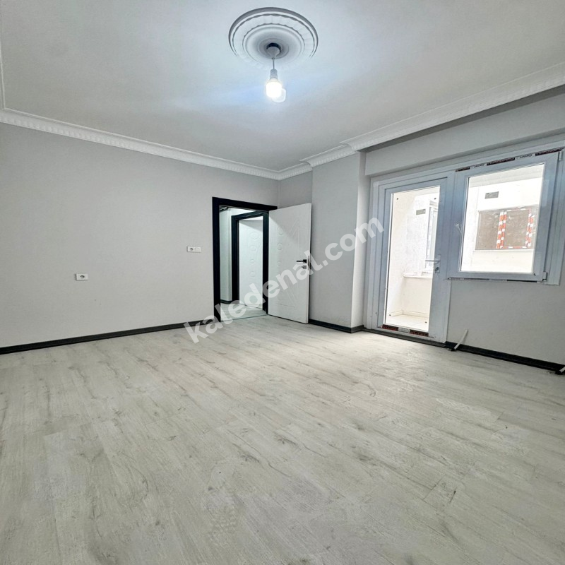 BAHÇEŞEHİR LOKASYONUNDA SATILIK SIFIR 3+1