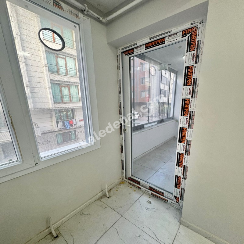 BAHÇEŞEHİR LOKASYONUNDA SATILIK SIFIR 3+1