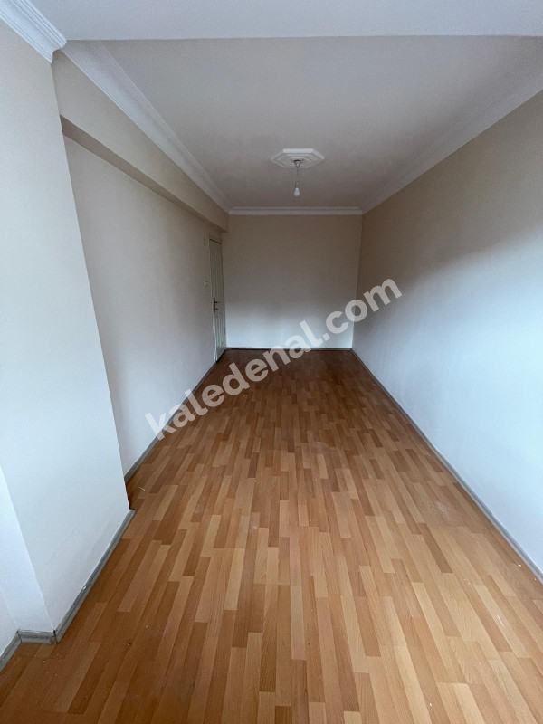 BAHÇEŞEHİR BÖLGESİNE YAKIN TAŞINMAYA HAZIR 2+1