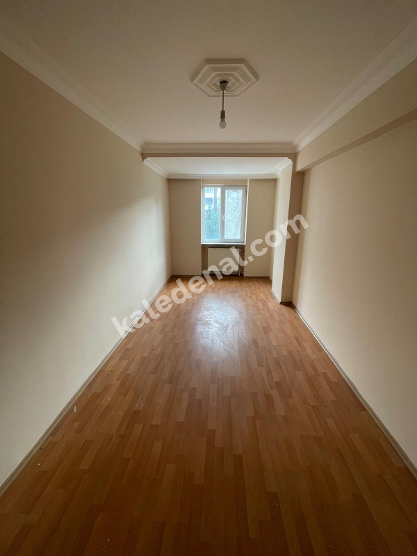 BAHÇEŞEHİR BÖLGESİNE YAKIN TAŞINMAYA HAZIR 2+1