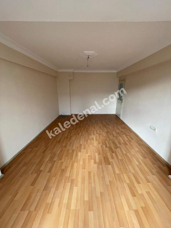 BAHÇEŞEHİR BÖLGESİNE YAKIN TAŞINMAYA HAZIR 2+1