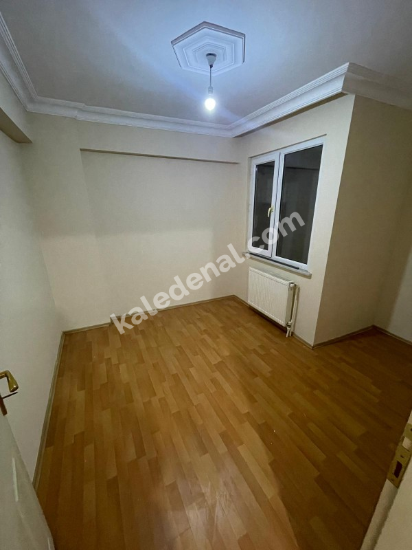 BAHÇEŞEHİR BÖLGESİNE YAKIN TAŞINMAYA HAZIR 2+1