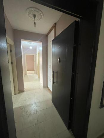 AFYON ÜÇOK EMLAKTAN SAHİPATA TOKİ KONUTLARINDA 2+1 87M² TEMİZ BAKIMLI KİRALIK DAİRE 