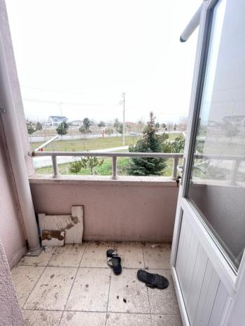 AFYON ÜÇOK EMLAKTAN SAHİPATA TOKİ KONUTLARINDA 2+1 87M² TEMİZ BAKIMLI KİRALIK DAİRE 