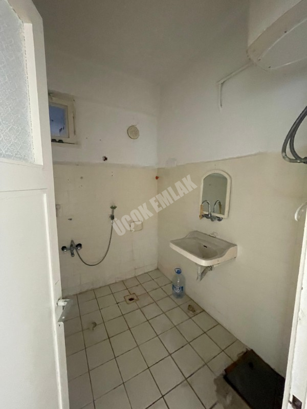 AFYON ÜÇOK EMLAKTAN DERVİŞPAŞA MAH  SATILIK  2+1 TEMİZ DAİRE