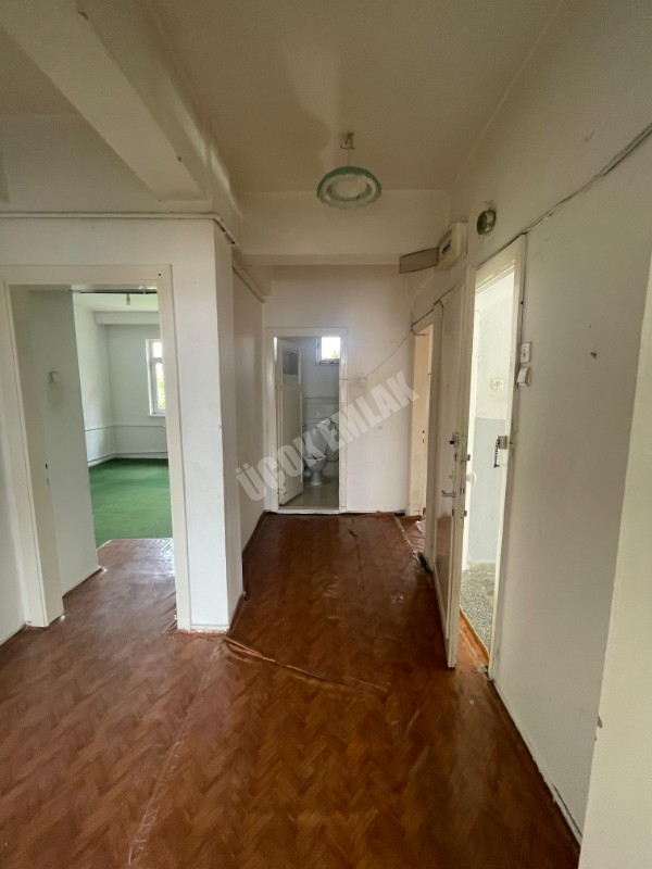 AFYON ÜÇOK EMLAKTAN DERVİŞPAŞA MAH  SATILIK  2+1 TEMİZ DAİRE