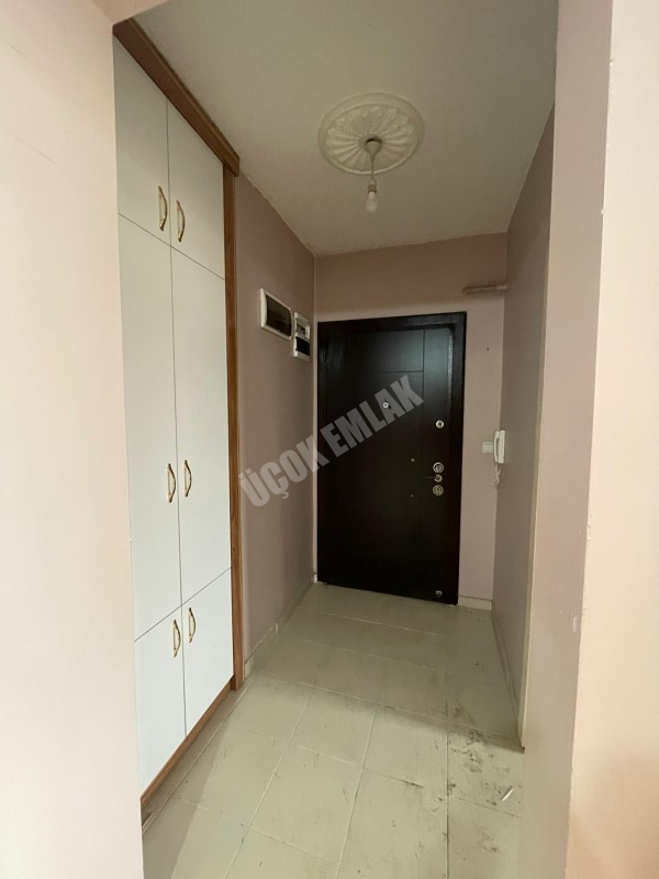AFYON ÜÇOK EMLAKTAN SAHİPATA TOKİ KONUTLARINDA 2+1 87M² TEMİZ BAKIMLI KİRALIK DAİRE 