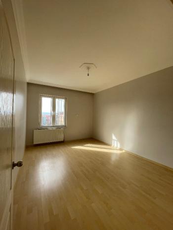 GÜVENAY - ÇORUM TAVUKLUK HZ.ÖMER CAMİİ CİVARI 3+1 KIRALIK DAİRE 