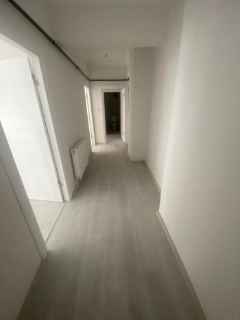 GÜVENAY - ÇORUM ULUKAVAK MAH. OSMANCIK CADDESİ ÜZERİ KİRALIK DAİRE