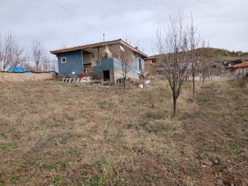 GÜVENAY -  ÇORUM PINARCIK KÖYÜ MEVKİİ SATILIK HOBİ BAHÇESİ 