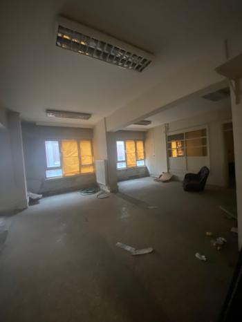 GÜVENAY - ÇORUM YENİYOL MAH. GAZİ CADDESİ ÜZERİ KİRALIK OFİS