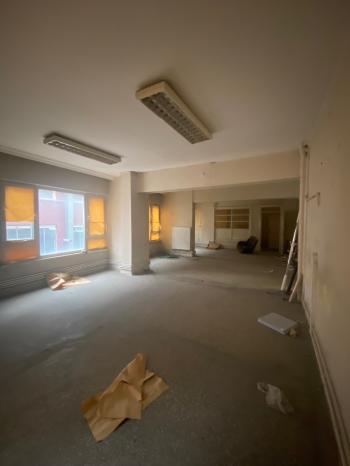 GÜVENAY - ÇORUM YENİYOL MAH. GAZİ CADDESİ ÜZERİ KİRALIK OFİS