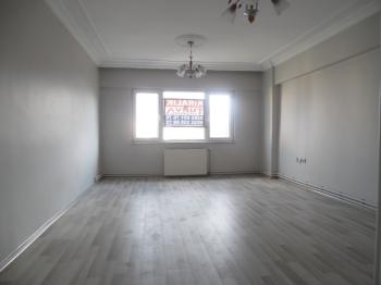 DEVLET HASTANESİNE YAKIN 3+1 KİRALIK DAİRE 