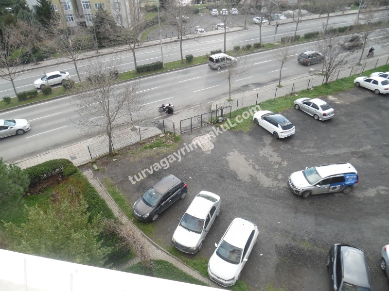 DEVLET HASTANESİNE YAKIN 3+1 KİRALIK DAİRE 