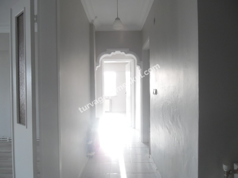 DEVLET HASTANESİNE YAKIN 3+1 KİRALIK DAİRE 