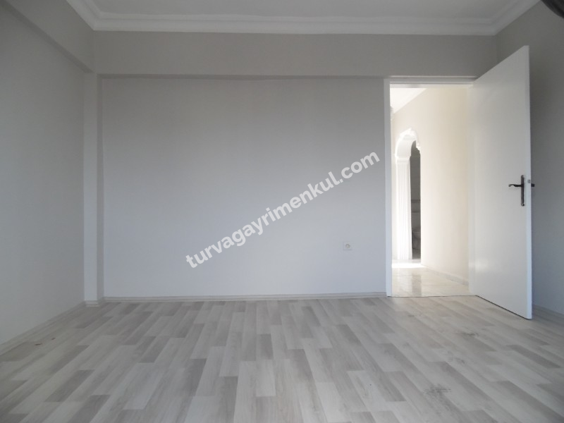 DEVLET HASTANESİNE YAKIN 3+1 KİRALIK DAİRE 