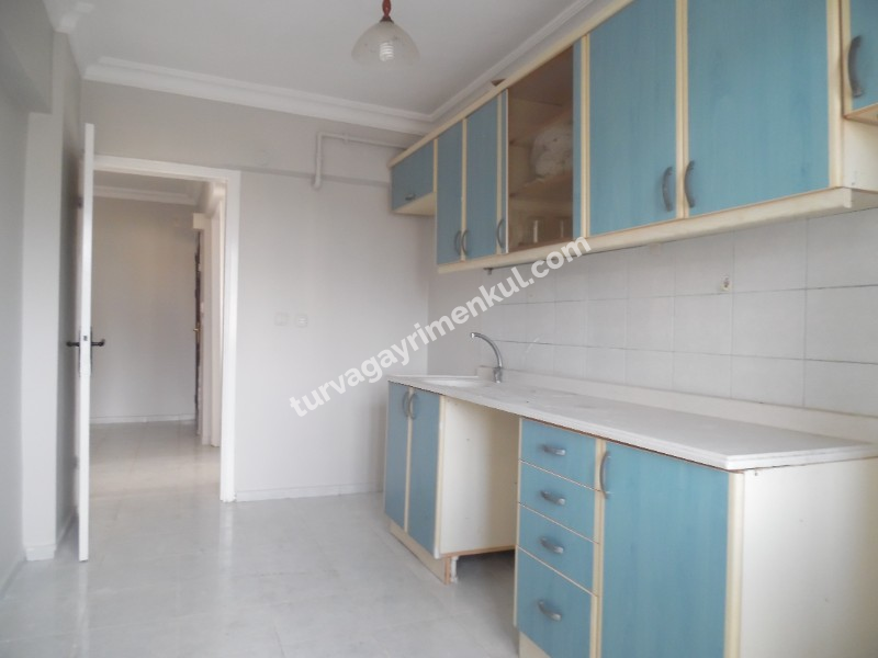 DEVLET HASTANESİNE YAKIN 3+1 KİRALIK DAİRE 