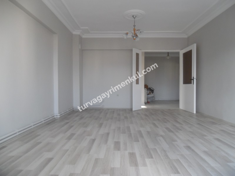DEVLET HASTANESİNE YAKIN 3+1 KİRALIK DAİRE 