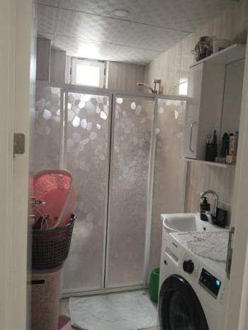 AFYON ÜÇOK EMLAKTAN MAREŞAL F. ÇAKMAK  MAH TEMİZ BAKIMLI 2+1 90M²  SIFIR AYARINDA DAİRE 