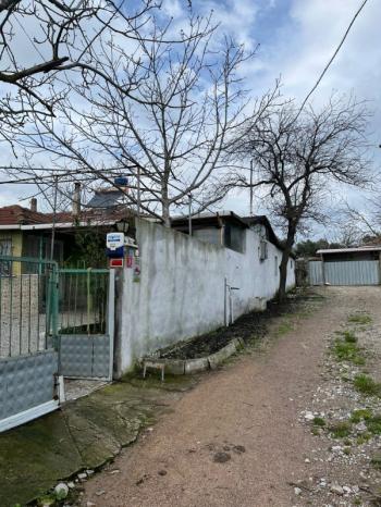 Balıkesir Gönen Merkeze 17 km mesafede  Satılık   510 m²  Müstakil Bahçeli Ev