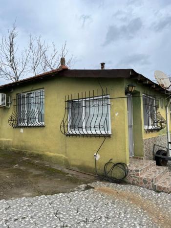 Balıkesir Gönen Merkeze 17 km mesafede  Satılık   510 m²  Müstakil Bahçeli Ev