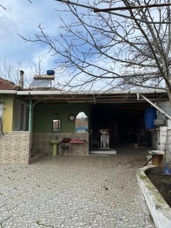 Balıkesir Gönen Merkeze 17 km mesafede  Satılık   510 m²  Müstakil Bahçeli Ev