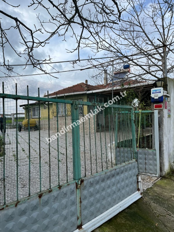 Balıkesir Gönen Merkeze 17 km mesafede  Satılık   510 m²  Müstakil Bahçeli Ev