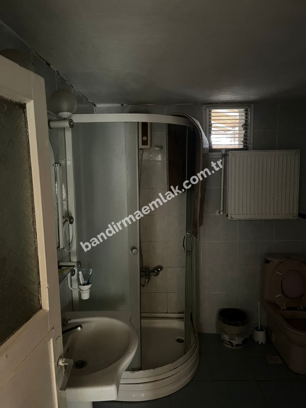 Balıkesir Gönen Merkeze 17 km mesafede  Satılık   510 m²  Müstakil Bahçeli Ev