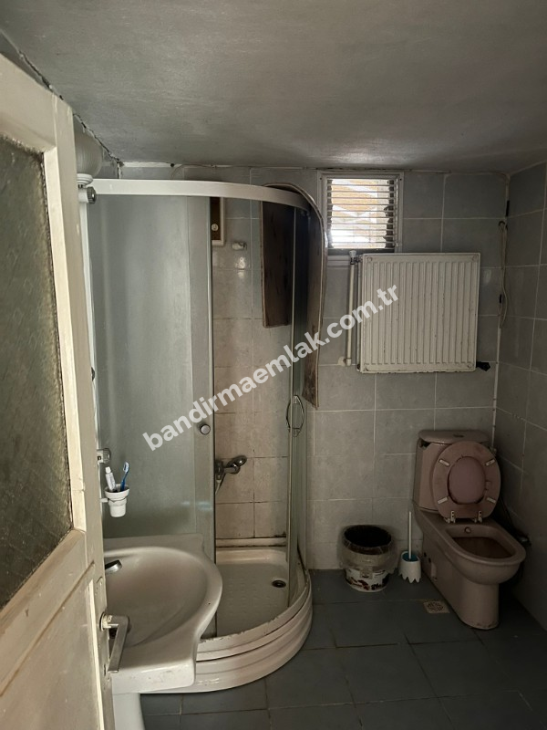 Balıkesir Gönen Merkeze 17 km mesafede  Satılık   510 m²  Müstakil Bahçeli Ev