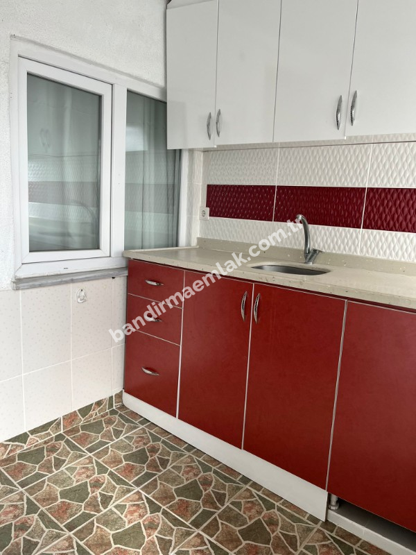 Balıkesir Gönen Merkeze 17 km mesafede  Satılık   510 m²  Müstakil Bahçeli Ev