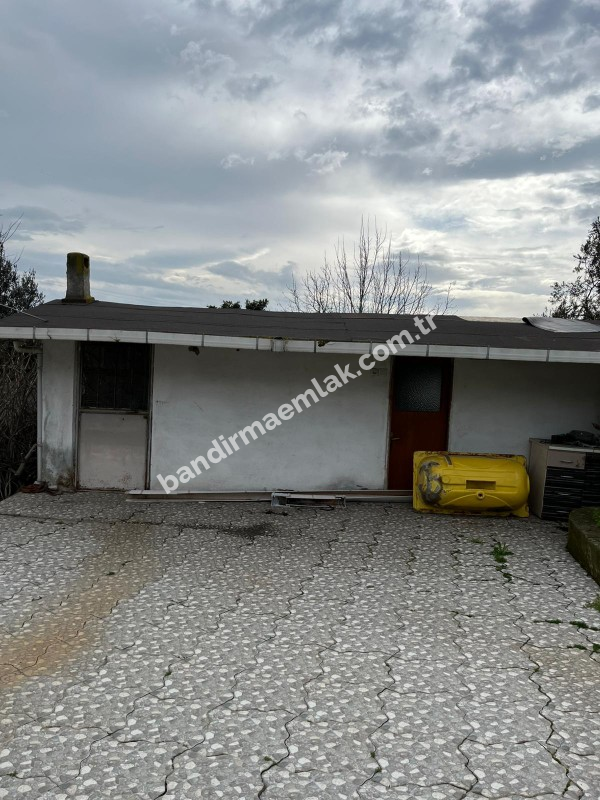 Balıkesir Gönen Merkeze 17 km mesafede  Satılık   510 m²  Müstakil Bahçeli Ev