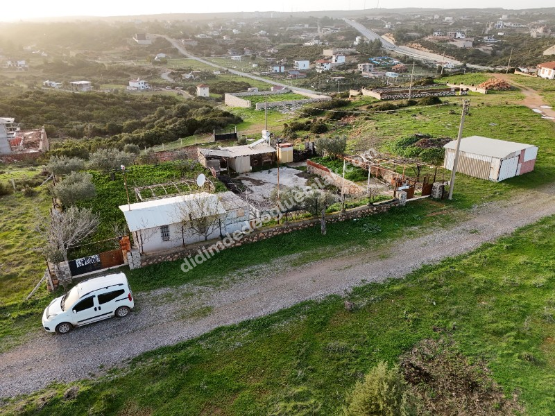 Didim Seyrantepe'de Satılık Köşe Başı Önü Park 636m2 Arsa